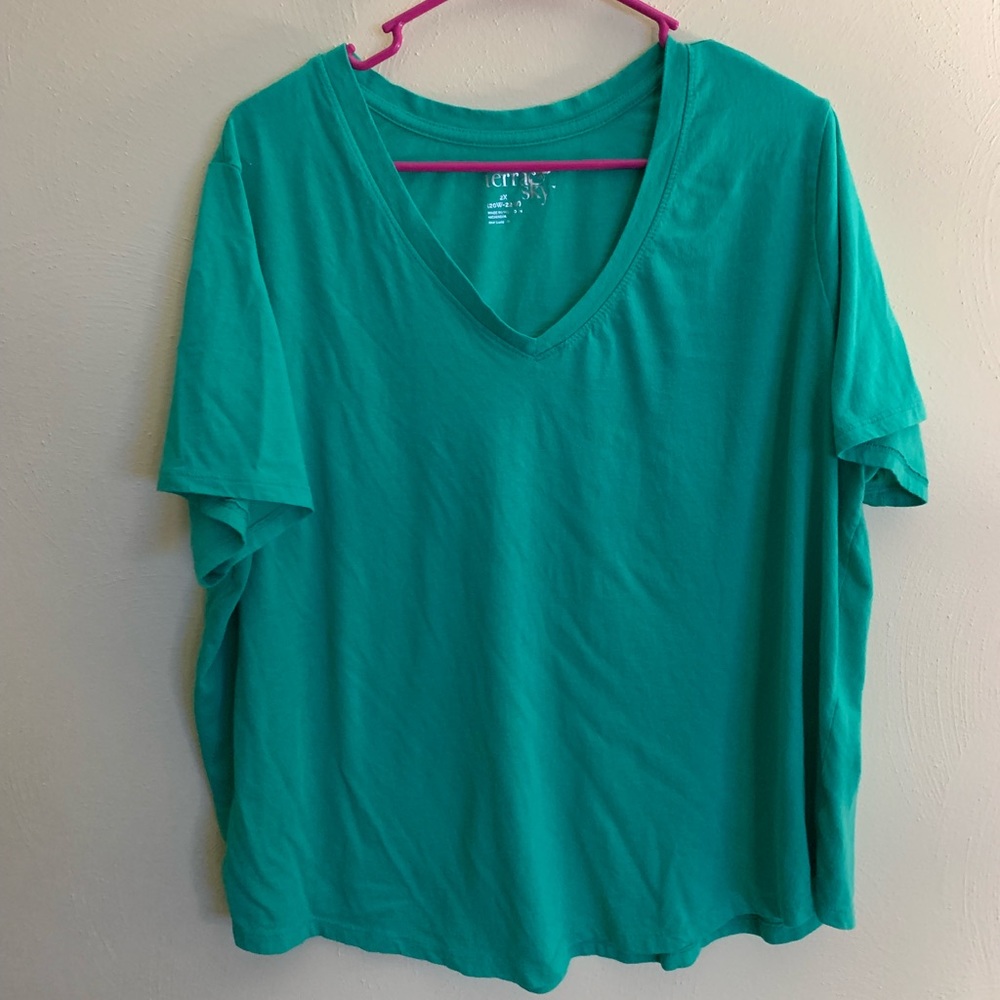 Green v-neck t-shirt